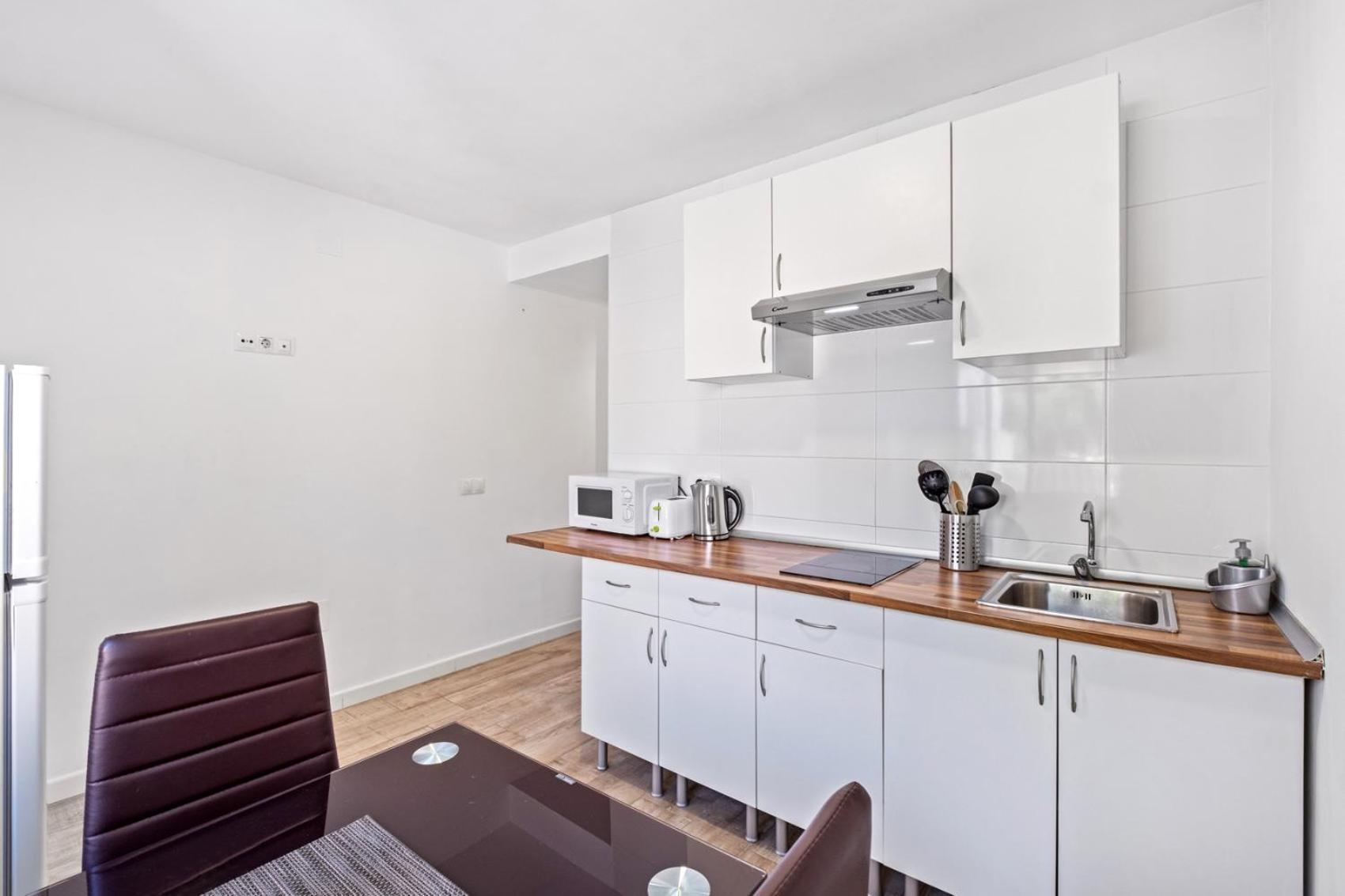 Apartamento En La Playa Con Terraza Malaga Exterior photo