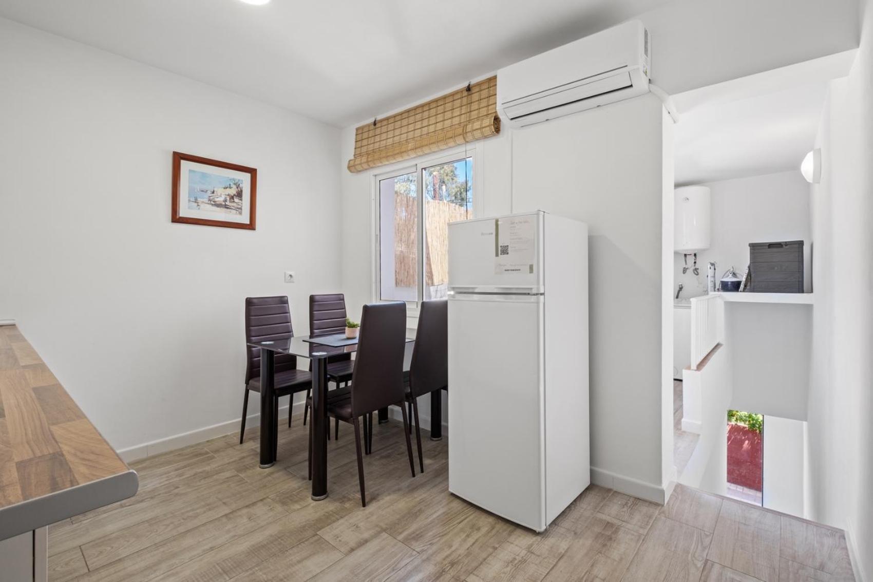 Apartamento En La Playa Con Terraza Malaga Exterior photo